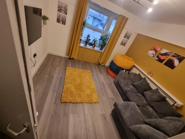 Cosy secondary living room